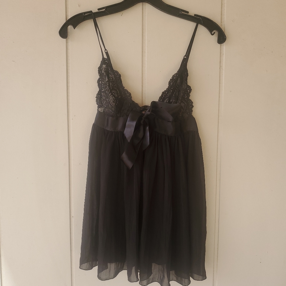 Victoria's Secret women Mesh & Lace Halter Baby doll Teddy Black size Small